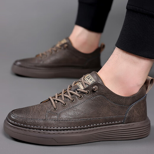 Chaussures des jeunes hommes Spring et automne chaussures en cuir décontractées pour hommes Chaussures de sport à tendance polyvalente Chaussures à tendance blanches 6622 blanc 43