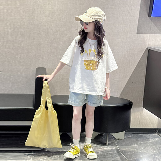 Mokitoul Girls Summer Anzug Set 2025 neue Mädchen modische Kurzarm Kinder Sommer-Denim Shorts zweiteilige Set Aprikosen-T (High-End-Geschenkboxverpackung) 120 cm