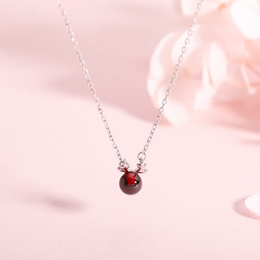 Old Temple 925 Sterling Silver todo el camino con su collar Collar astas de granate para mujeres Collarbone Chain Chain Pendse Tema de Navidad Regalo 925 Collar de asta de granate de plata
