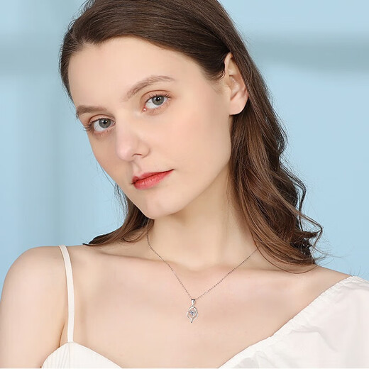 LAOLATU diamond platinum necklace for women PT950 platinum real diamond 2025 new light luxury Chinese Valentine's Day gift for girlfriend and wife, whole body platinum, main diamond 30 points, secondary diamonds total 5 points