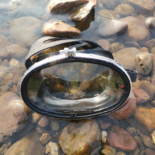 He Jiagong stainless steel frame swimming goggles swimming goggles diving men's high-definition waterproof anti-fog diving goggles swimming goggles equipment water goggles + socks 39-41 + snorkel + anti-fog + earplugs