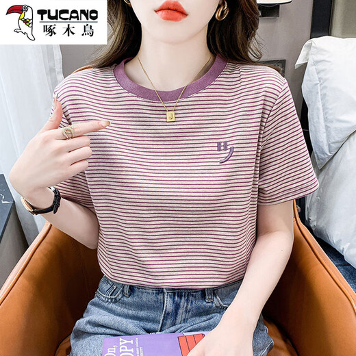 T-shirt à manches courtes à manches courtes à manches courtes pour femmes
