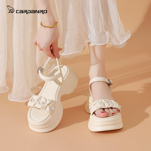 Cardan Road Dick-Soled-Sandalen für Frauen 2025 Neue Sommer im Freien mit High-Top-Französisch Dicke Ferse Strandsandalen für Frauen tragen