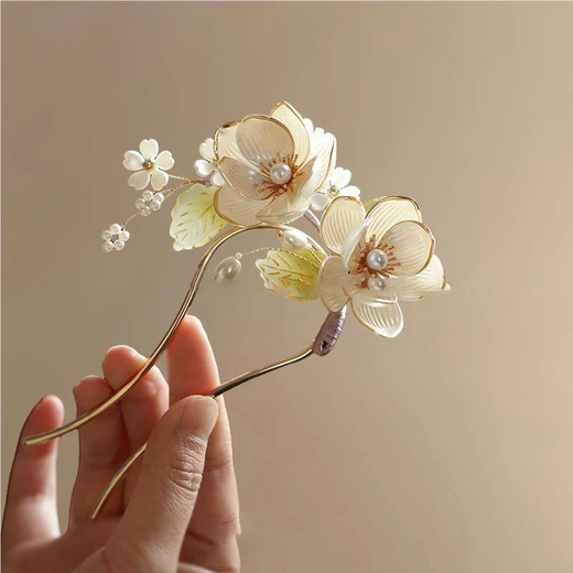 Joy of Two Worlds White Magnolia U-shaped Hairpin Hair Accessories Women's 2025 New High-end New Chinese Style Chinese Style High-End Cheongsam Hairpin White Magnolia Flower U-shaped Hairpin