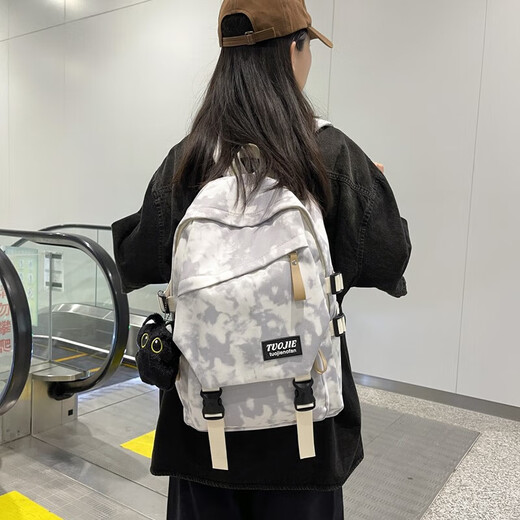 新款大学生时尚背包经典简约初高中生大容量旅行双肩包潮流背包 款一白色带挂件