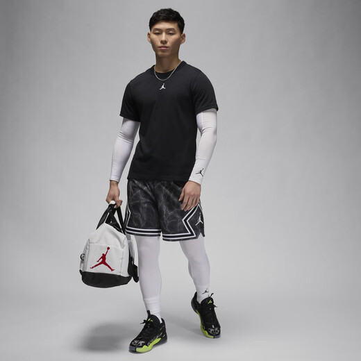 Nike (NIKE) Jordan official Nike Jordan DRI-FIT men's quick-drying sports top autumn soft and comfortable FN5830 010 black/white M