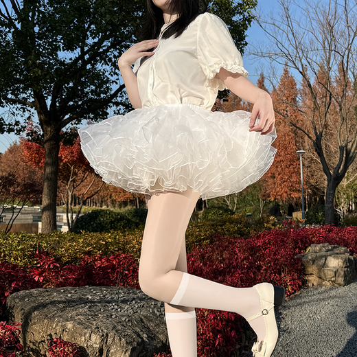 Lolita skirt with cherry blossoms, four layers of violent doggy short suspender skirt, flying boneless soft gauze brace, COS Lolita super puffy petticoat, four layers of gauze 40cm