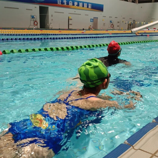 Yihaofeng Funny Big Head Size Silicone Watermelon Swimming Cap Swimming Cap Increased Waterproof Big Head Size Non-Stretching Unisex Watermelon Silicone Swimming Cap + Nose Clip Earplugs