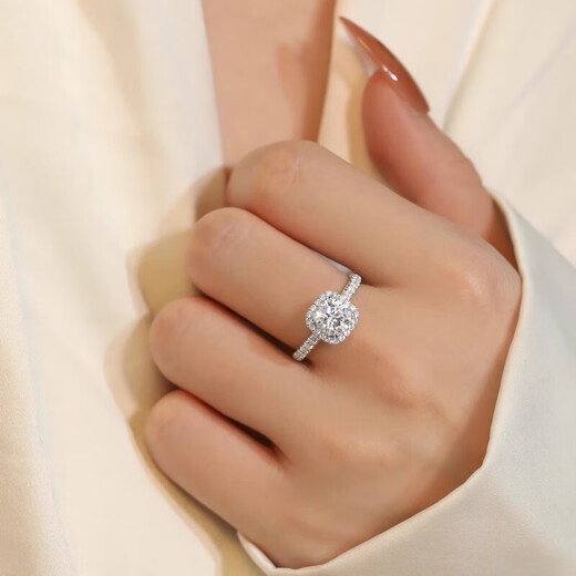 Pt950 platinum square package light luxury full of diamonds moissanite color ring 1 carat proposal wedding gift for girlfriend square package full of diamonds 50 points - light luxury model closed version please contact customer service / note circle number