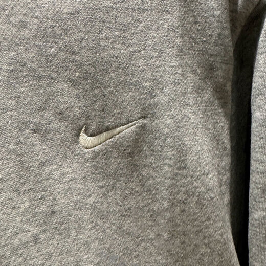 耐克（NIKE）官方卫衣男装上衣春季新款CNY龙年限定加绒休闲运动服连帽套头衫 HJ3882-063调色暗灰/淡象牙白 S