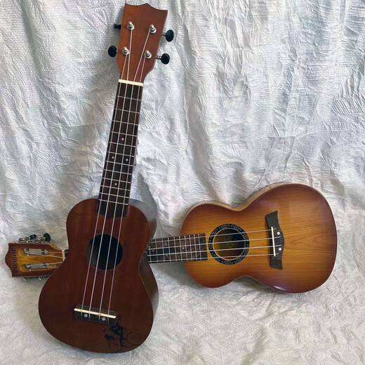 Yamaha ukulele 2123 Zoll Einstiegs-Einstiegsgitarreninstrument für Anfänger für Studenten und Kinder Erwachsene Holzmusikspielzeug 68 cm Imitation Rosenholzfarbe 6-Saiten-Gitarre
