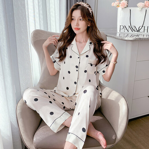 Langsha Pajamas à trois pièces pour femmes à manches courtes à manches à manches courtes de glace Nouveau-pois haut de gamme Les vêtements à la maison peuvent être portés à l'extérieur de l'automne 3892 Polka blanc DOT M
