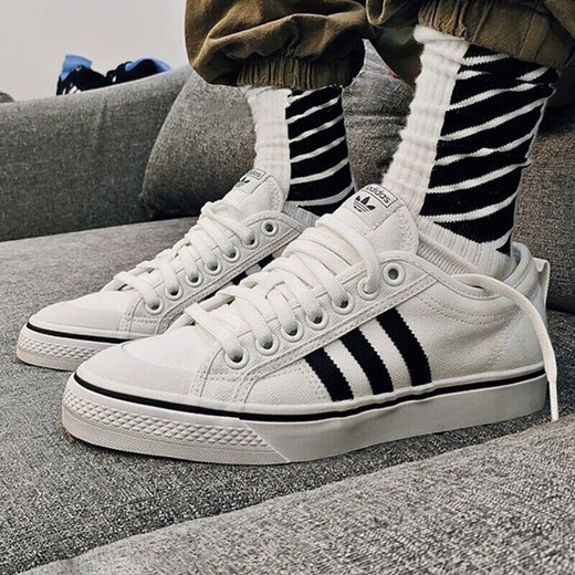 
Adidas new men's shoes sneakers summer low top cushioning anti-slip casual canvas shoes breathable lightweight aw3889/small white shoes 42