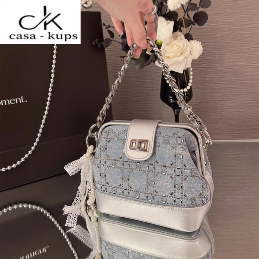 Casa-Kupsck Light Luxury Hot Diamond Clip Clip Sacd для женщин 2025 Новая сумка с оболочкой универсальная джинсовая джинсовый