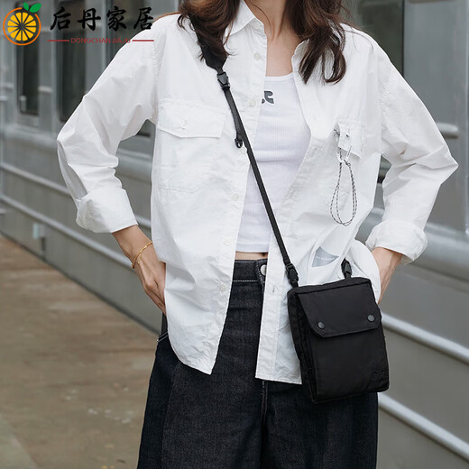 MPPMCK日本进口品质防盗刷手机证件收纳迷你随身斜挎旅行防水护照包挂包 黑色