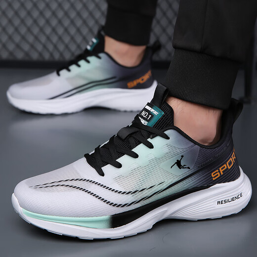 Pinshan Jordan Chaussures pour hommes Clearance Summer Mesh Chaussures de voyage décontractées respirant 38-45 Chaussures de sport légères de grande taille en hauteur et antidérapante 826 Lanju 41