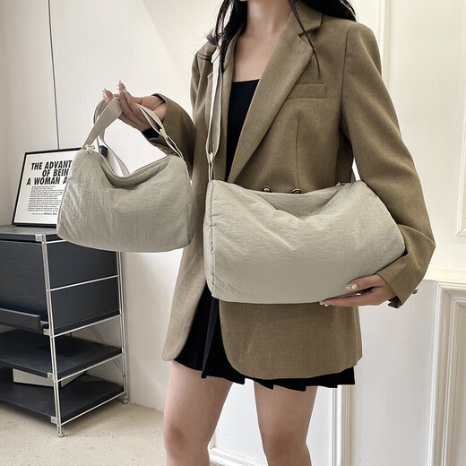 时尚休闲大容量新款单肩包饺子包韩版潮流休闲简约约会斜挎包女包 灰色 大号