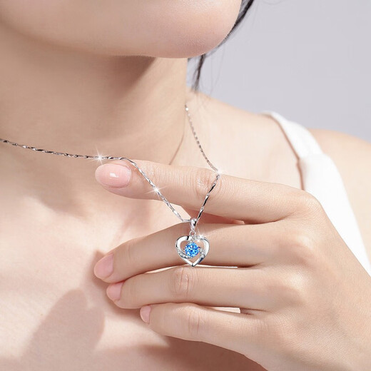 Faqiao Eternal Heart Platinum Necklace for Women PT950 Moissanite Platinum Chinese Valentine's Day Gift for Girlfriend Light Luxury Style - Inlaid with Ocean Heart Topaz