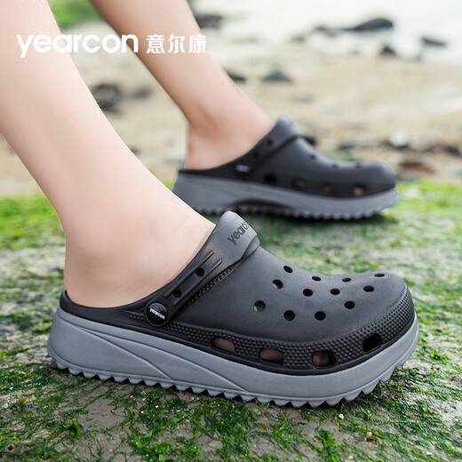Zapatos de yierkang agujeros zapatillas de gran tamaño para hombres no salpican al aire libre zapatos de playa de la playa de la playa de la cabeza transpirable sandalias casuales negros 44