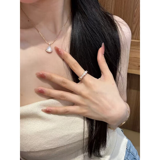 Fat Donglai same style 18k rose gold pendant size skirt necklace for women full of diamonds white mother-of-pearl carnelian fan-shaped pink full of diamonds rose gold large skirt