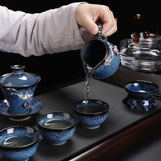 Beautiful and high-quality tea set set with gilt silver obsidian glazed Kungfu tea set complete set of ceramic teapot and tea cup as a gift Lan Fei teapot Jiaolong tea washing Tenglong 15 pieces