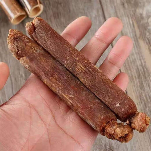 Korean ginseng seeds are simple and easy to grow at home. Fresh new seeds are clean. Jin Jin is equal to 0.5 kg. For sale Korean ginseng seeds 50 grams.