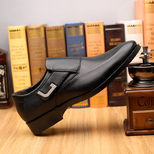 
Business formal wear without lace buckles for work men's leather shoes dad flat men's leather shoes suit soft leather large size shoes 9921 gloss black flat sole foot cover 38