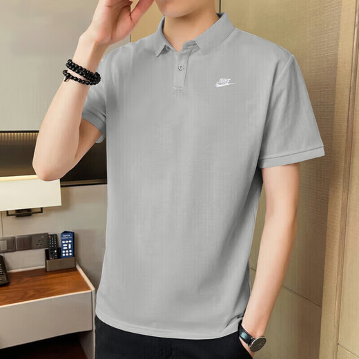 Nike (NIKE) offizieller Store Herrenoberteile Neue Mode Lässiges Revers Atmungsaktives, schnell trocknendes Poloshirt Sportbekleidung Kurzarm-T-Shirt FN3895-063-Grau-gesticktes Logo M