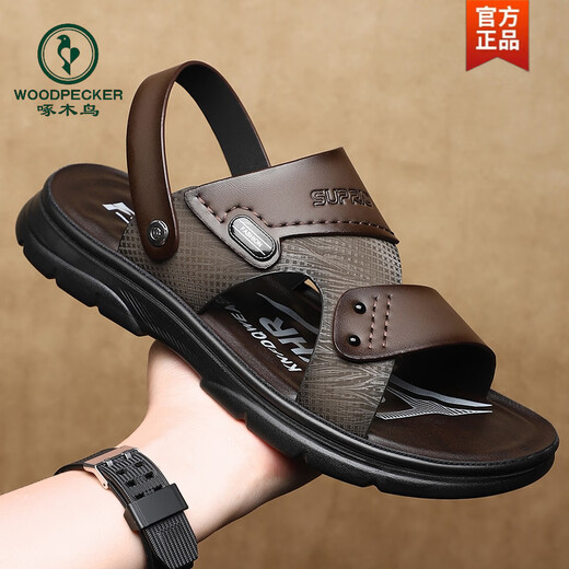 Woodpecker ultra-light soft-soled sandals men's shoes non-slip beach sandals dual-purpose casual outside breathable middle-aged summer 2025 new model 6187 black 38