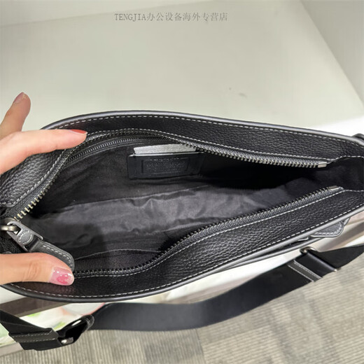 Entren District Men's Classic Logo Crossbody Bag CV761 Logotipo negro y gris NUEVO CV761 29.8*22.2*