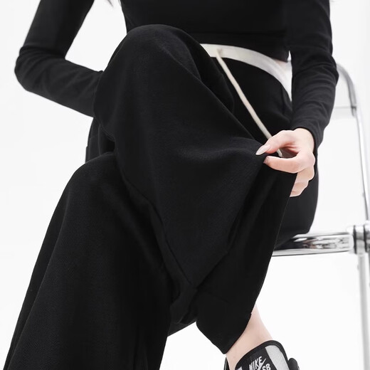 Pantalon de maternité artistique 2025 Nouveau pantalon de sport épissé de couleur contrastée au printemps et automne à l'extérieur du pantalon de la maternité à jambes larges décontractés décontractés