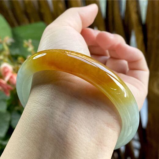 Yellow jade ice jade bracelet Burmese topaz authentic moisturizing gift ice glutinous chicken oil yellow bracelet real jade bracelet No. 60