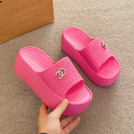 
Sandals for women in summer wear 2025 new thick-soled beach sandals Internet celebrity women casual lazy fashion flip flops black 37-38