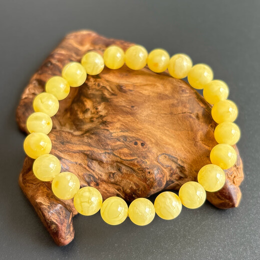 Yuzhi 1 item, 1 certificate, 1 shot, natural Russian raw ore, unoptimized beeswax bracelet, amber bracelet, bead diameter 8.3mm, hand circumference 16cm, 7.06g G669