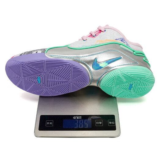 Nike (Nike) Chaussures officielles des hommes de navire à navire 25 Summer New LeBron 22 James 22 Traine de jeu Sports Sports Basketball Chaussures FZ1098-100 40