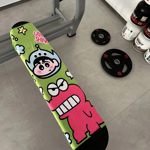 Fitness towel pad to isolate dirt, Crayon Shin-chan sports sweat room equipment, iron cloth, Pilates absorbent, water-absorbent and sweat-absorbing main image, Crayon Shin-chan 140x70 1 item