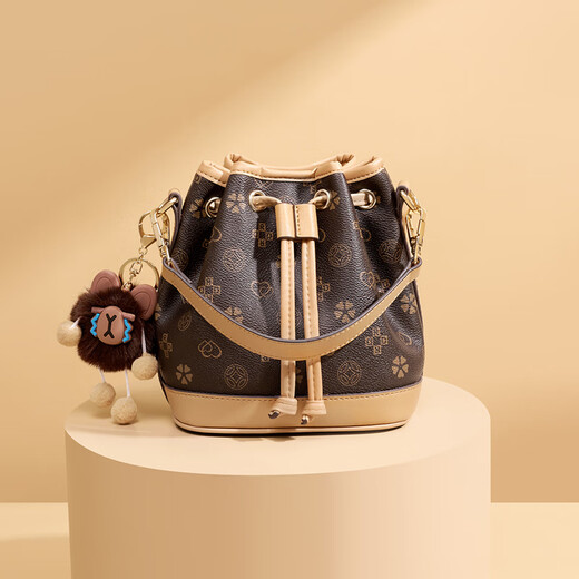 Red Dragonfly Bag Women's Bag 2025 New Bucket Bag Crossbody Single Shoulder Handbag Bag Gift Gift Box for Girlfriend's Birthday Gift Box