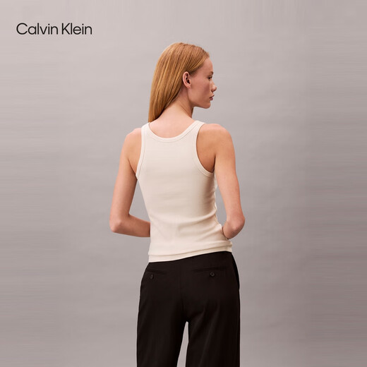 Calvin Kleinjeans25 Bordado de moda femenina a principios de otoño Ck Camiseta de manchas de punto de mando de microfit Ck