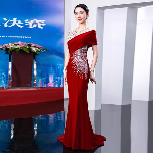 Chuangjingyixuan host dress female 2025 high sense dignified and atmospheric national vocal music art test choir performance dress red 3XL