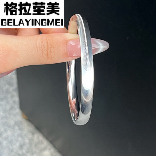 Gralammei pt950 platinum sparkling cat eye fixed mouth bracelet as a gift for your girlfriend. Platinum jewelry bracelet, fashionable and simple. 54 rings of gold weighing about 22.5g.