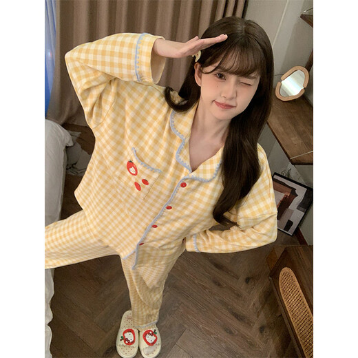 
Also, the cucumber plaid pajamas for women in spring and autumn style is cute and simple style high-end long-sleeved trousers for winter. You can wear home clothes outside. 82639 Yellow plaid tomato cat L