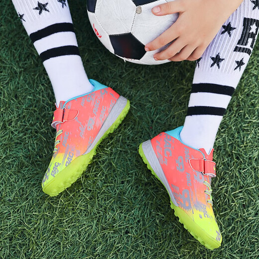 FEELACES chaussures de football TF ongles cassés petite taille baskets d'entraînement Velcro pour garçons et filles formation jeunes étudiants concours d'examen 6195 orange ongles cassés 37 pointure de chaussure de sport standard