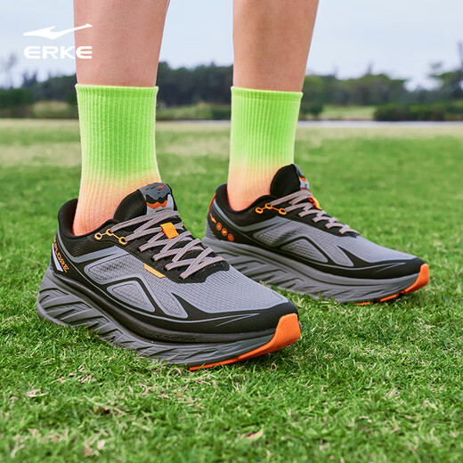 Hongxing Erke sports shoes outdoor shock-absorbing jogging shoes Chiye running shoes men's non-slip wear-resistant running shoes 51125103056