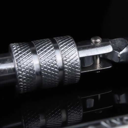 Gorm O-shaped alloy steel spring buckle GM908 main lock pad buckle outdoor carabiner rock climbing downhill safety hook lock thread metal lock - silver (2 pieces)