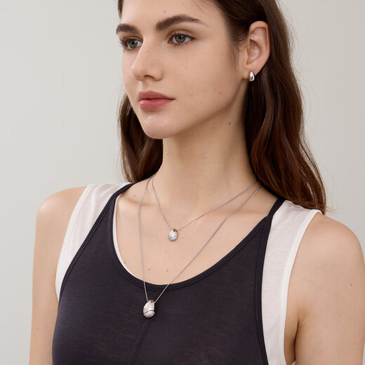 Arsis Streaming Water Drop Pendant Necklace for Women, Fashionable High-end Sweater Chain Necklace as a Gift for Girlfriend Streaming Water Drop Pendant Necklace (Large Size)