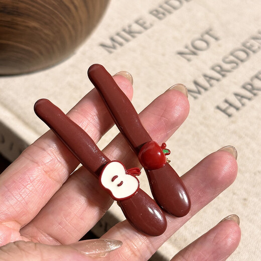 Cute little apple bangs hairpin, broken hairpin, ankora red, high-looking side clip, hair accessory, 1 apple + 1 half apple
