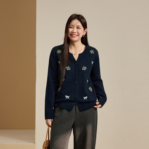 Xianlixiu, Western style, gentle and versatile sweater, plus size women's age-reducing top for fat mm, spring new style 3612, navy blue 3XL