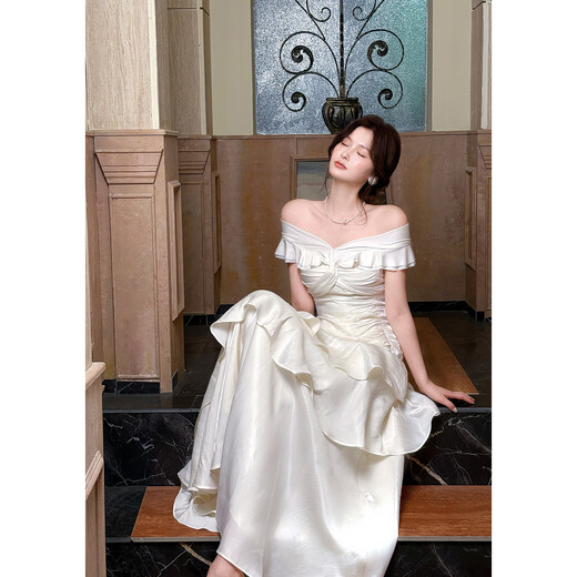 GJFDGood Job Tuileries Garden French one-shoulder light luxury dress niche dress high-end fishtail skirt light apricot long S