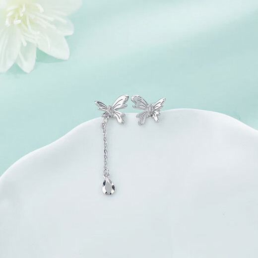 Lao Fengxiang platinum earrings, gemstones, drop tassel earrings, gifts for girlfriends, platinum jewelry, white gold, about 2.40g