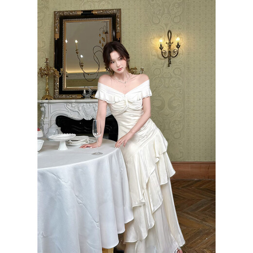 GJFDGood Job Tuileries Garden French one-shoulder light luxury dress niche dress high-end fishtail skirt light apricot long S